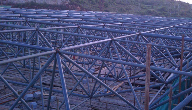 马鞍山概述网架加工公司对网架保温隔热的办法